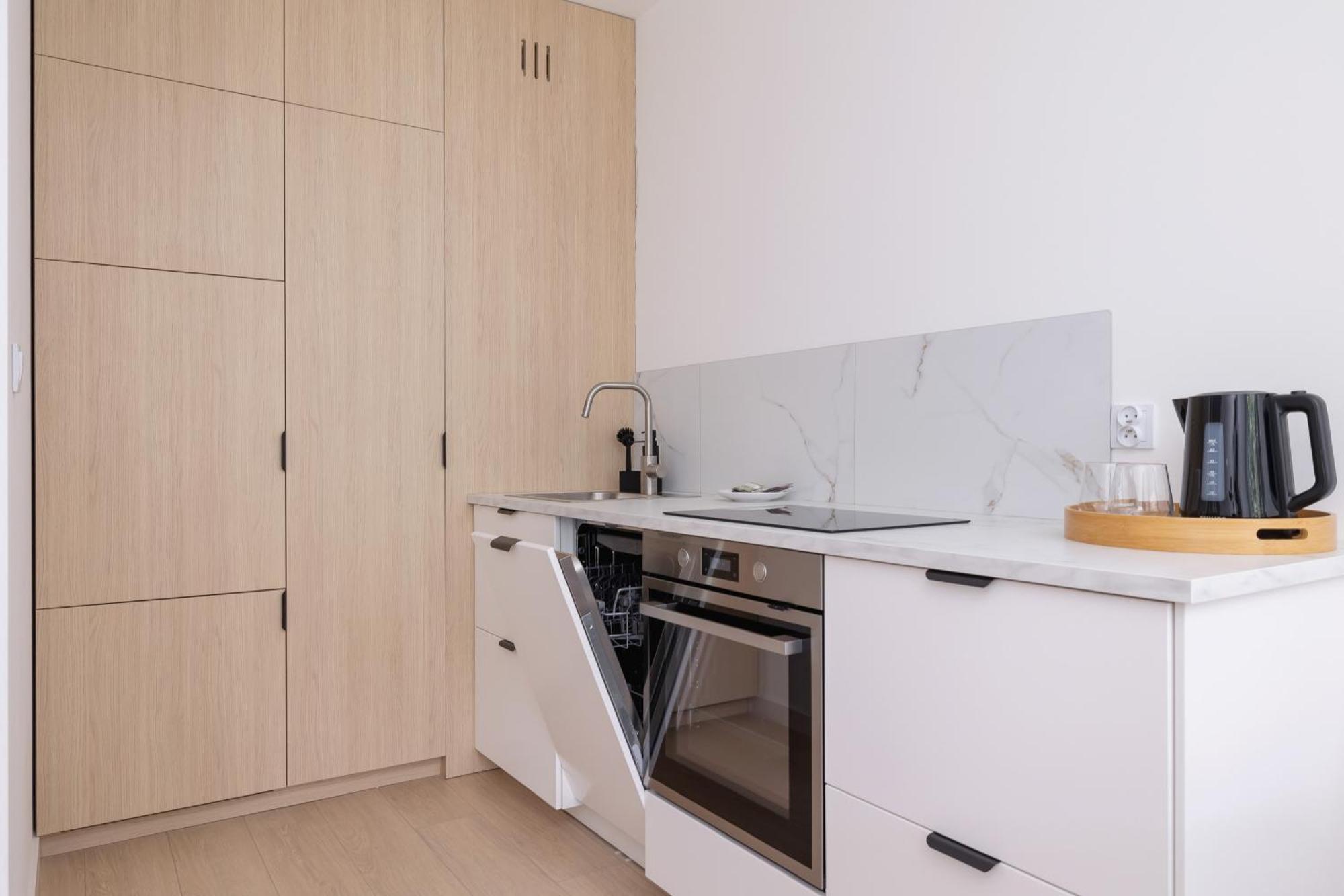 Krowoderska Apartment With Balcony Near City Center By Rent Like Home Kraków Exteriör bild